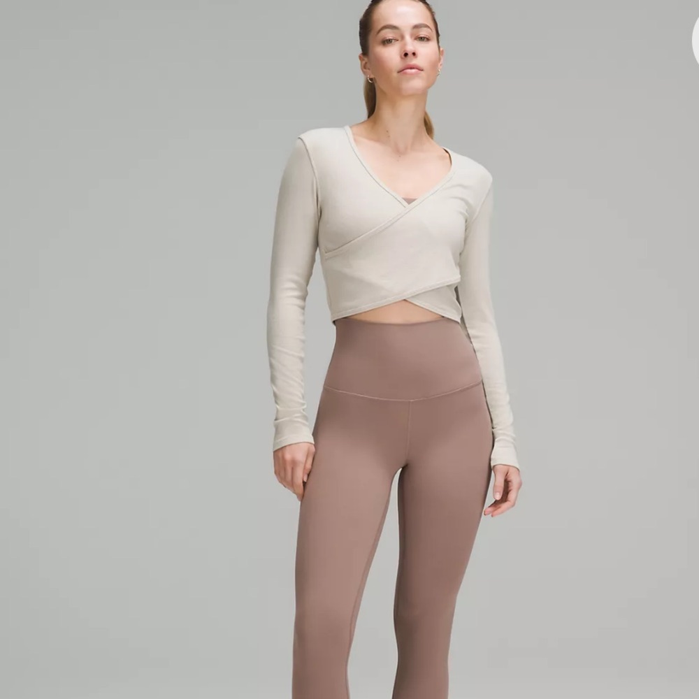 🚨Lululemon Wrap-Front Top
